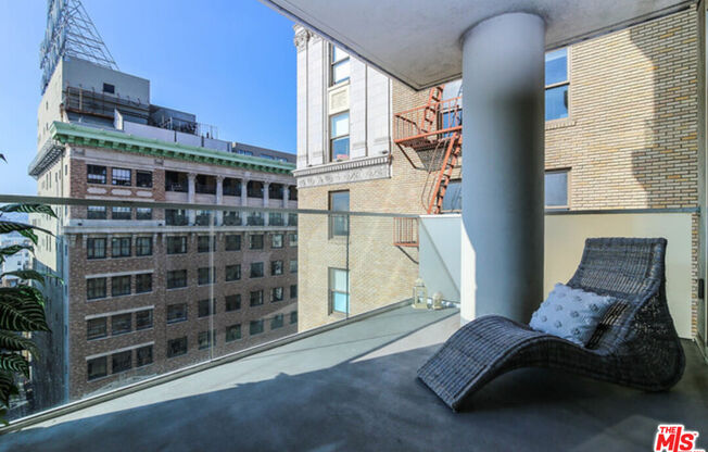 2 beds, 2.5 baths, 1,700 sqft, $5,250, Unit 10N