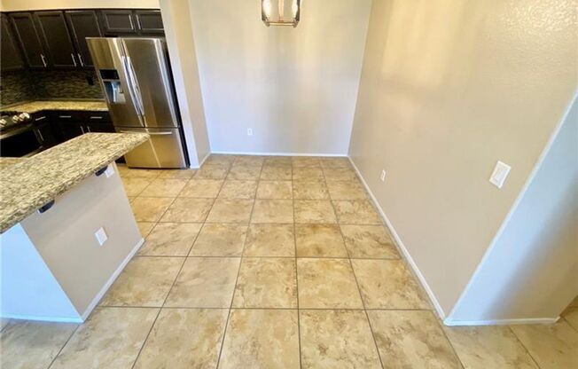 3 beds, 2 baths, $1,750, Unit # 2020