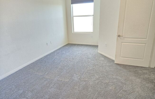 2 beds, 2 baths, $1,600, Unit UNIT 332