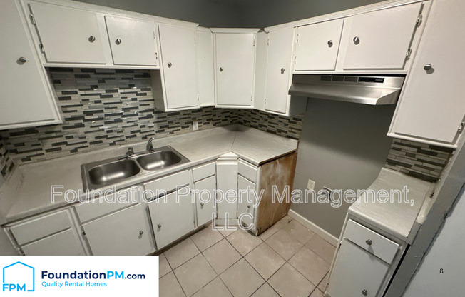 479 KING AVE