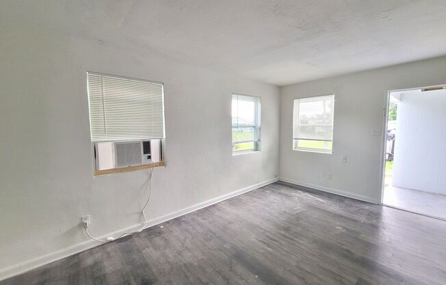 89 S. Garfield Rd Pensacola. MOVE IN SPECIAL: HALF OFF first full month of rent!!!