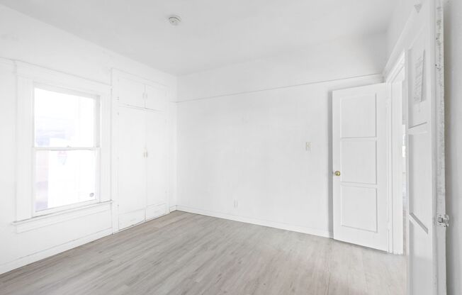 3 beds, 1 bath, $3,000