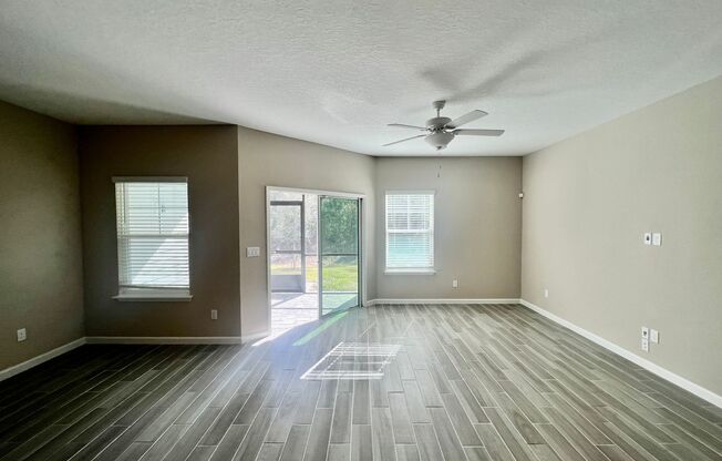 2 beds, 2.5 baths, $2,300