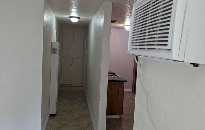 2 beds, 1 bath, 800 sqft, $1,995, Unit 1