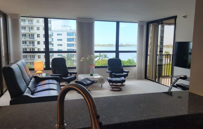 BACK ON THE MARKET! Seasonal/short term beautifully renovated 2/2 condo with Sarasota Bay views