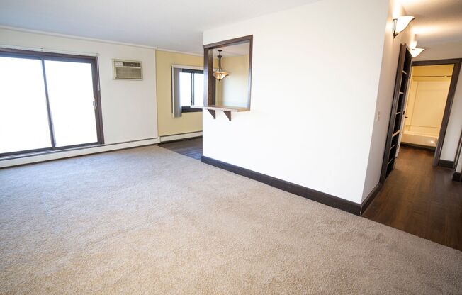 1 bed, 1 bath, 674 sqft, $1,540, Unit 315