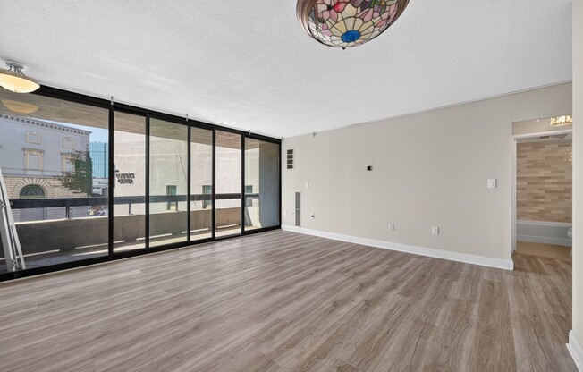 2 beds, 1 bath, 890 sqft, $3,500, Unit 308