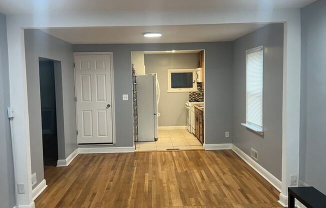 Charming 3 Bedroom Home in Parkville