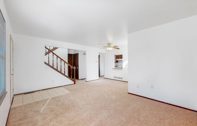 Huge 3 bed/2 bath/2 car attached garage townhome