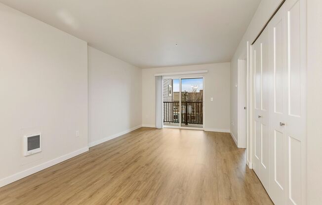 1 bed, 1 bath, 593 sqft, $1,895, Unit 403