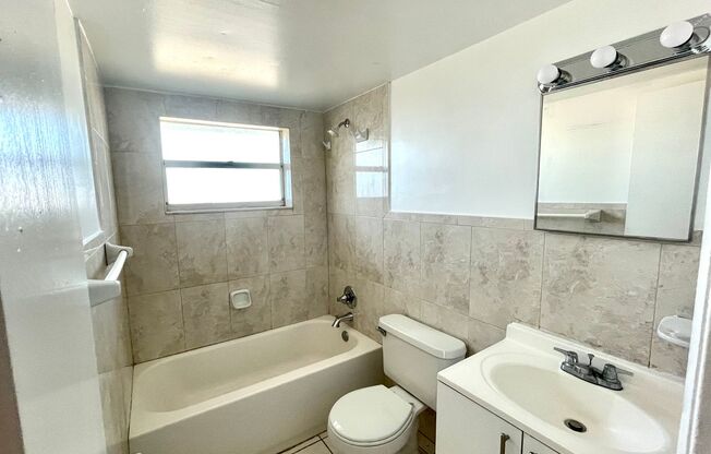 1 bed, 1 bath, $1,525, Unit 123