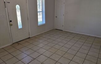 3 beds, 2 baths, $1,400