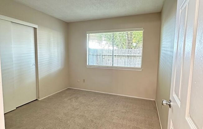 2 beds, 1 bath, 825 sqft, $1,695, Unit 492104