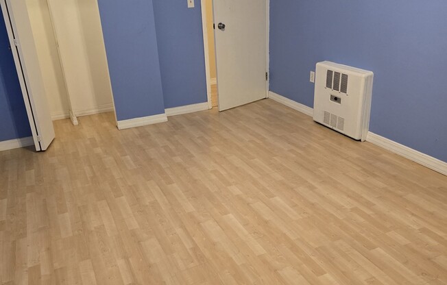 2 beds, 1 bath, 810 sqft, $3,000, Unit T35