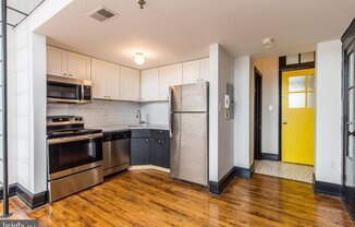 3809 SPG GDN ST