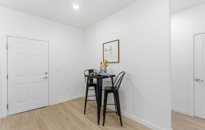 1 bed, 1 bath, 653 sqft, $1,450, Unit 210