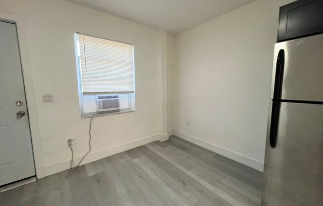 2 beds, 1 bath, 750 sqft, $1,775, Unit 5300-26