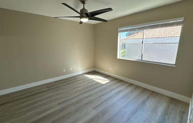 2 beds, 2 baths, 998 sqft, $1,600
