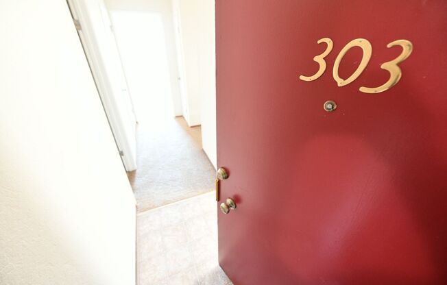 1p023 - Ivy Crest Apartments