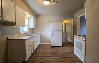 3 beds, 1 bath, $1,100