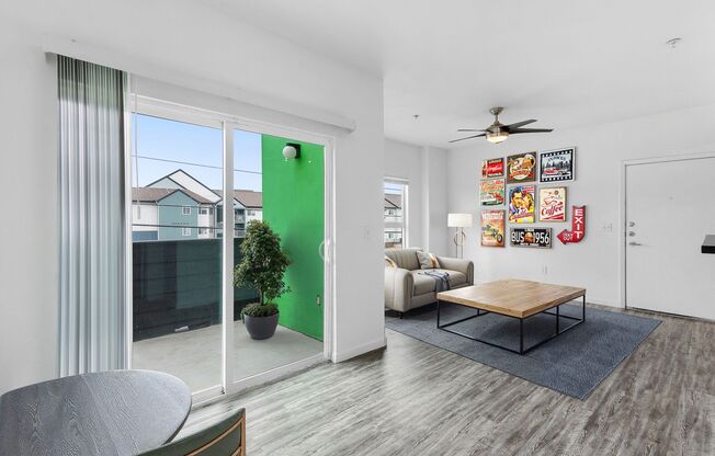 1 bed, 1 bath, 671 sqft, $920, Unit 133