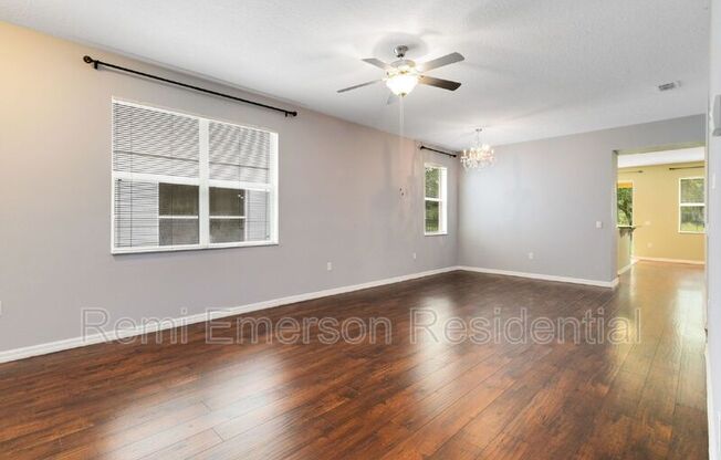 12832 OULTON CIR