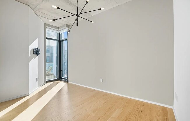 Studio, 1 bath, $3,650, Unit 8S