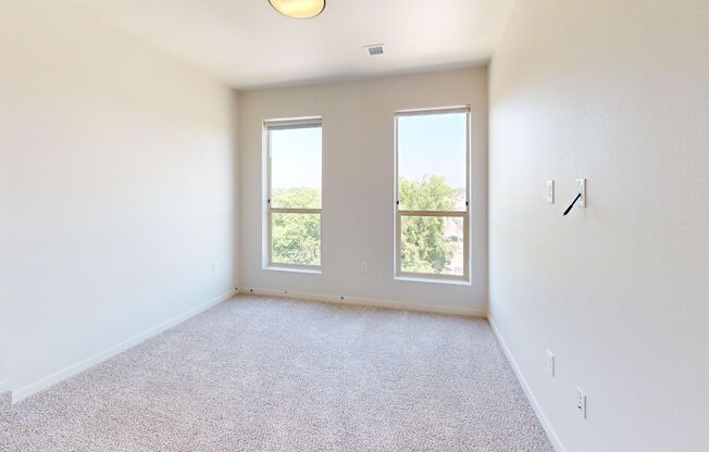 2 beds, 2 baths, 1,170 sqft, $1,895, Unit 1621-428