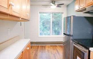 1 bed, 1 bath, $1,245, Unit 19