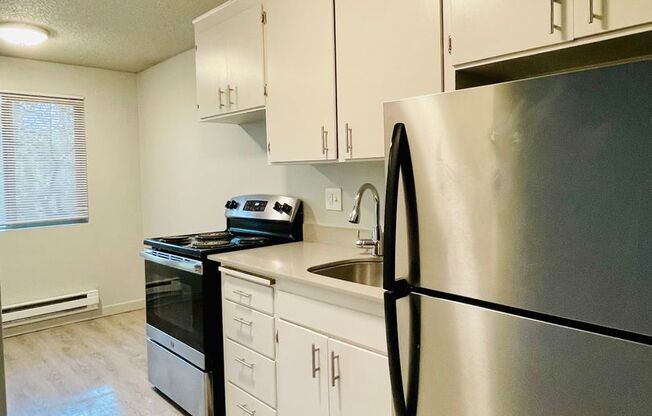 1 bed, 1 bath, 525 sqft, $1,450, Unit 15