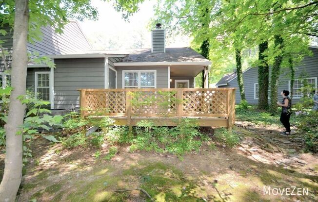 120 SHADY MDW CIR