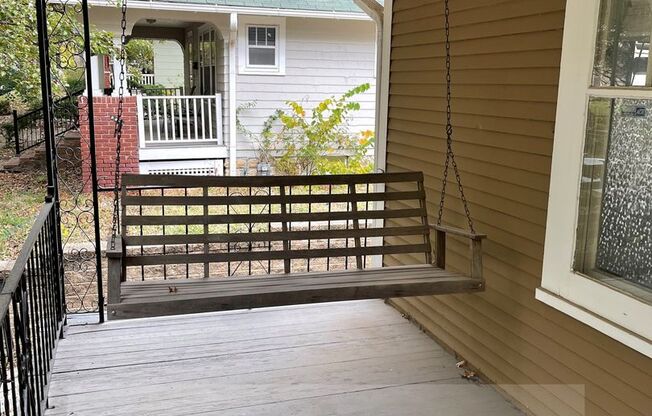 Charming 3 bed / 1 bath house for rent-4545 Fairmount Ave Kansas City, MO 64111 -  Ready to call home  - $1475 Rent