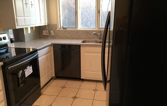 35 Deerhaven Rd