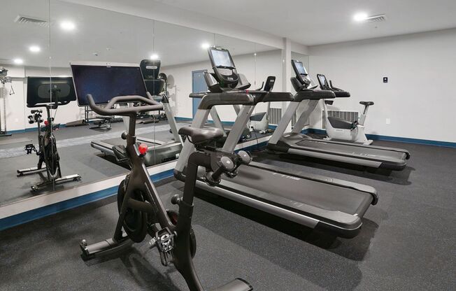 Welcome to The Burton! This beautifully renovated former meeting house is located at the foot of Presidents' Circle.