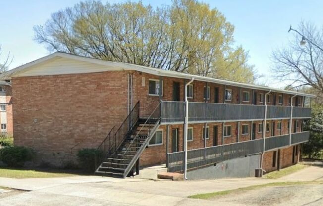 307 West Trinity Avenue