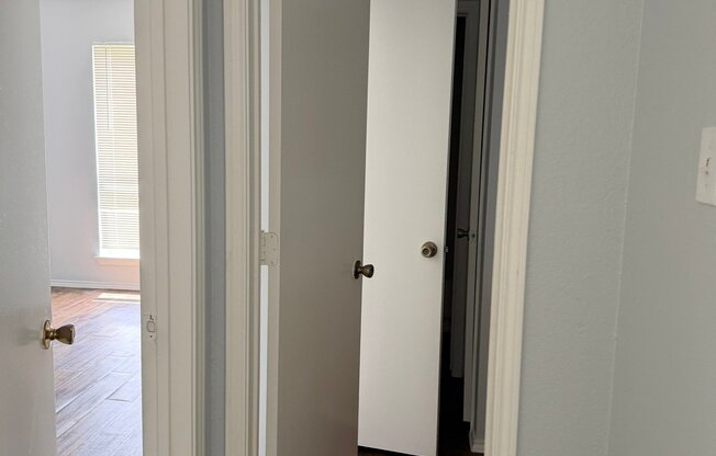 3019 OAKRIDGE PL