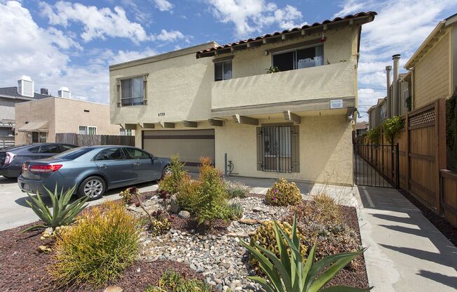 4739 Mansfield Street