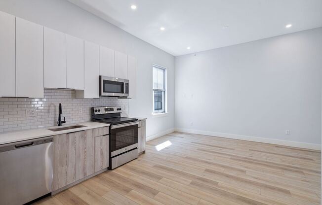 1 bed, 1 bath, 525 sqft, $2,050, Unit 26