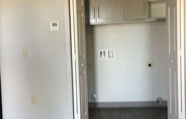 2 beds, 2 baths, $1,600