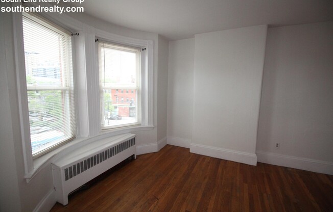 756 HUNTINGTON AVE