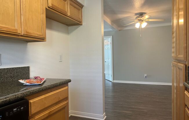 2 beds, 2 baths, 950 sqft, $2,920, Unit 1641B