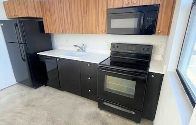 1 bed, 1 bath, 726 sqft, $2,725, Unit 303