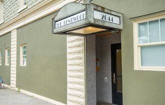 N Portland - Kenton Open-Plan 1-Bed Ready Early July!