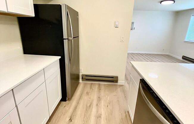 1 bed, 1 bath, 620 sqft, $1,095