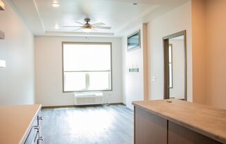 1 bed, 1 bath, 645 sqft, $1,025, Unit 4576 204