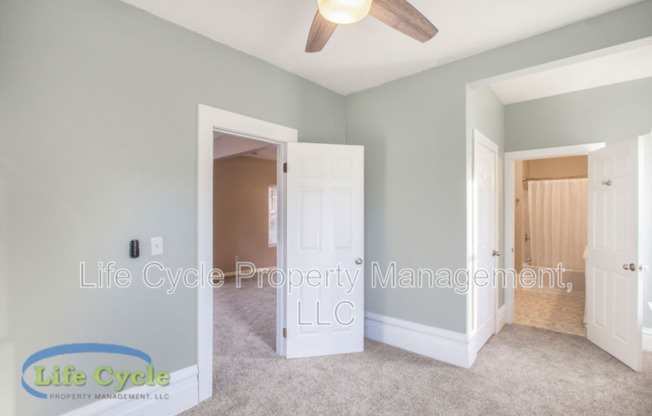 160 CARRIER ST NE