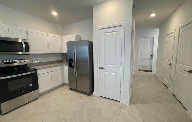 918 SE 17 ST