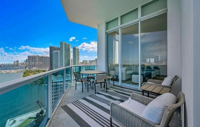 725 NE 22nd St cu-PH2A, Miami, FL 33137