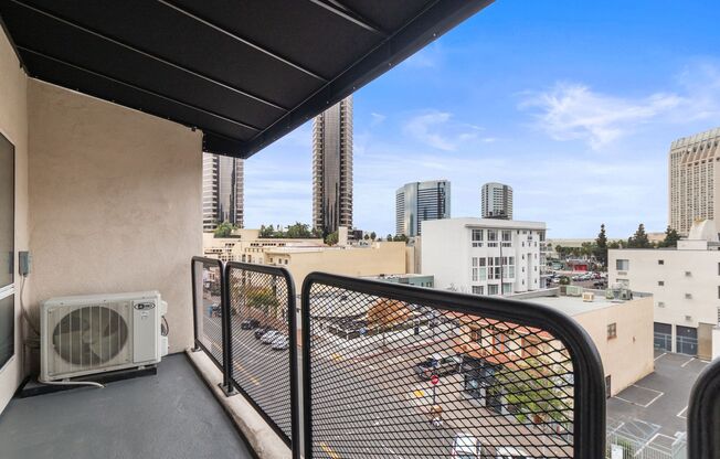 1 bed, 1 bath, 1,000 sqft, $2,450, Unit 431