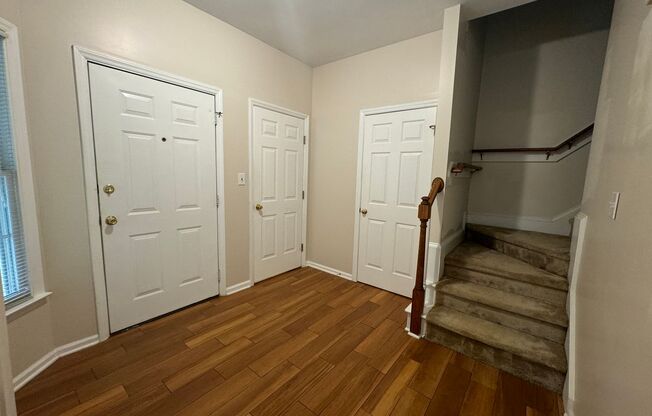 2 beds, 2.5 baths, $1,625, Unit Apt. 101